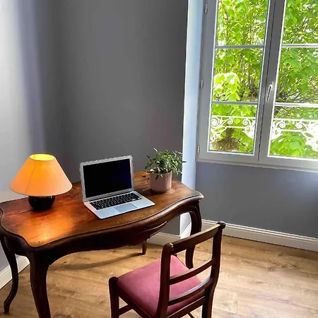 Entre Vignobles Et Estuaire - 12 Pers Semesterbostad